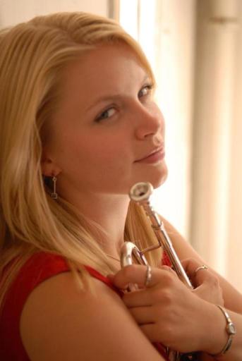 Bria Skonberg (photo by Wendy D.)