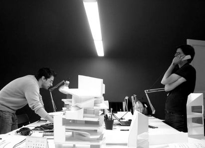 Fabrizio Barozzi (L) and Alberto Veiga (R) at work in their office in Barcelona (photo courtesy of B/V)