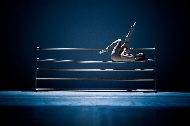 Carol Prieur in "bODY_rEMIX / gOLDBERG_vARIATIONS (photo by Sylvie-Ann Paré)