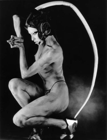 Marie Chouinard performing her solo work S.T.A.B. (Space, Time and Beyond) in 1986 (Photo by Louise Oligny)