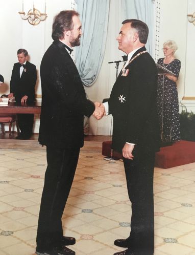Penner being congratulated by then Governor General Ray Hnatyshyn after being named to the Order of Canada in 1991 (photo courtesy of Fred Penner)