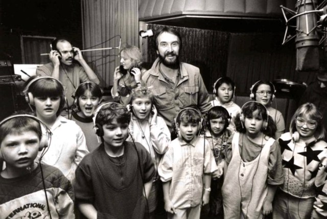 Penner in a Winnipeg recording studio with kids in 1988 (photo by Wayne Glowacki, courtesy of Fred Penner)