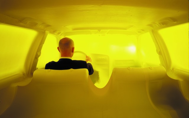 "Unterwegs" ("On the Road"), 1996, balloon/air/artist/car; lightbox slide, 100 x 160 cm, © Hans Hemmert and VG Bild Kunst