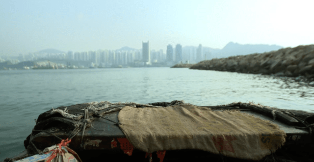 Hong Kong (photo courtesy of Zhou Bing)